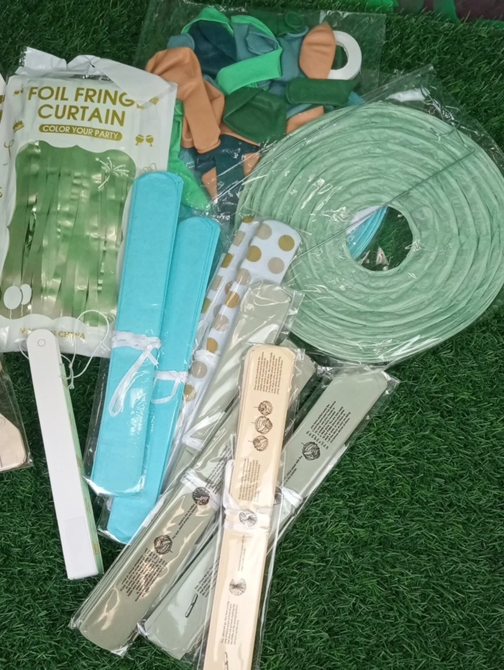 💩 Blue and Green Baby Shower Party Supplies